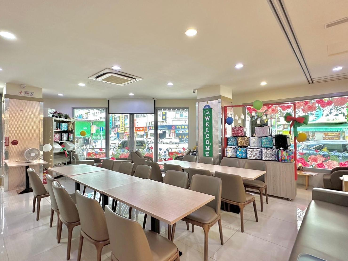 Mei Hotel Taichung Luaran gambar