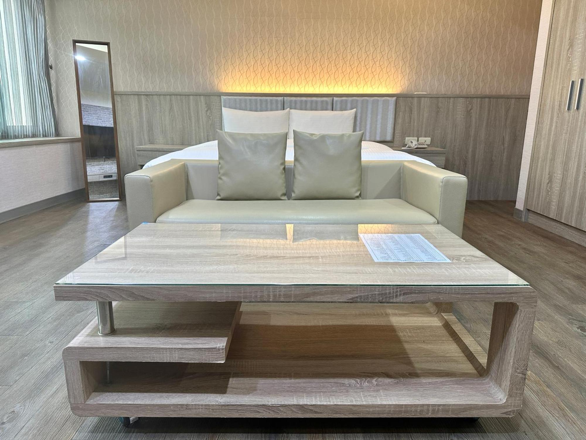 Mei Hotel Taichung Luaran gambar
